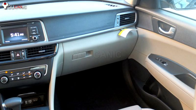 car smells like vinegar