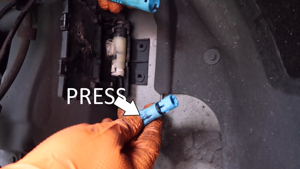 press tabs to disconnect bmw wheel speed sensor