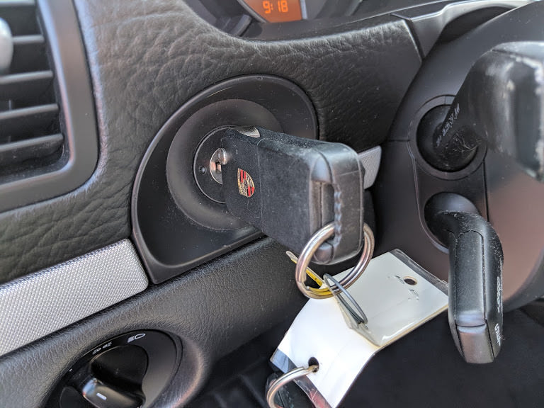 porsche won't start bad key