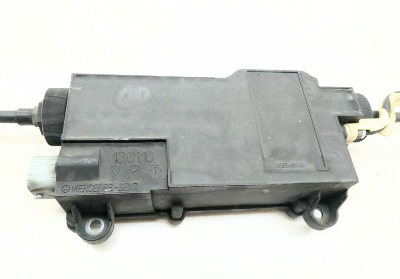Bad Mercedes parking brake actuator caused parking brake inoperative fault