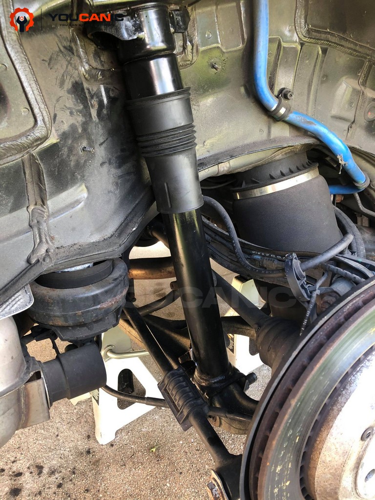 R-Class W251 Rear Shock Strut Replacement