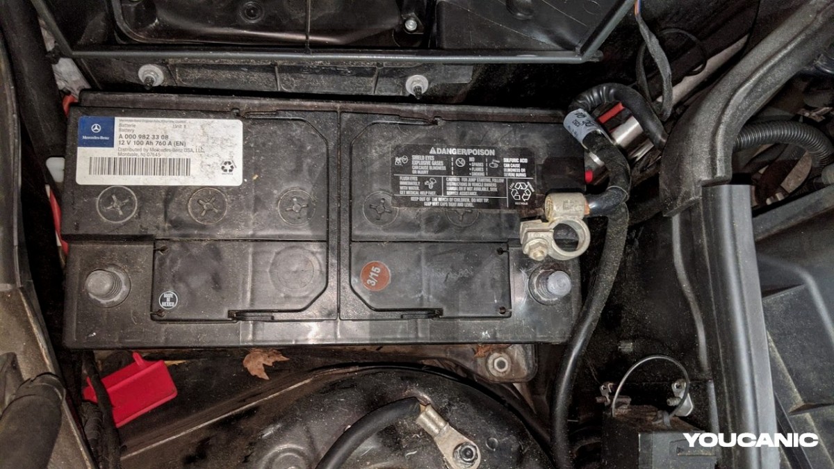 Mercedes battery