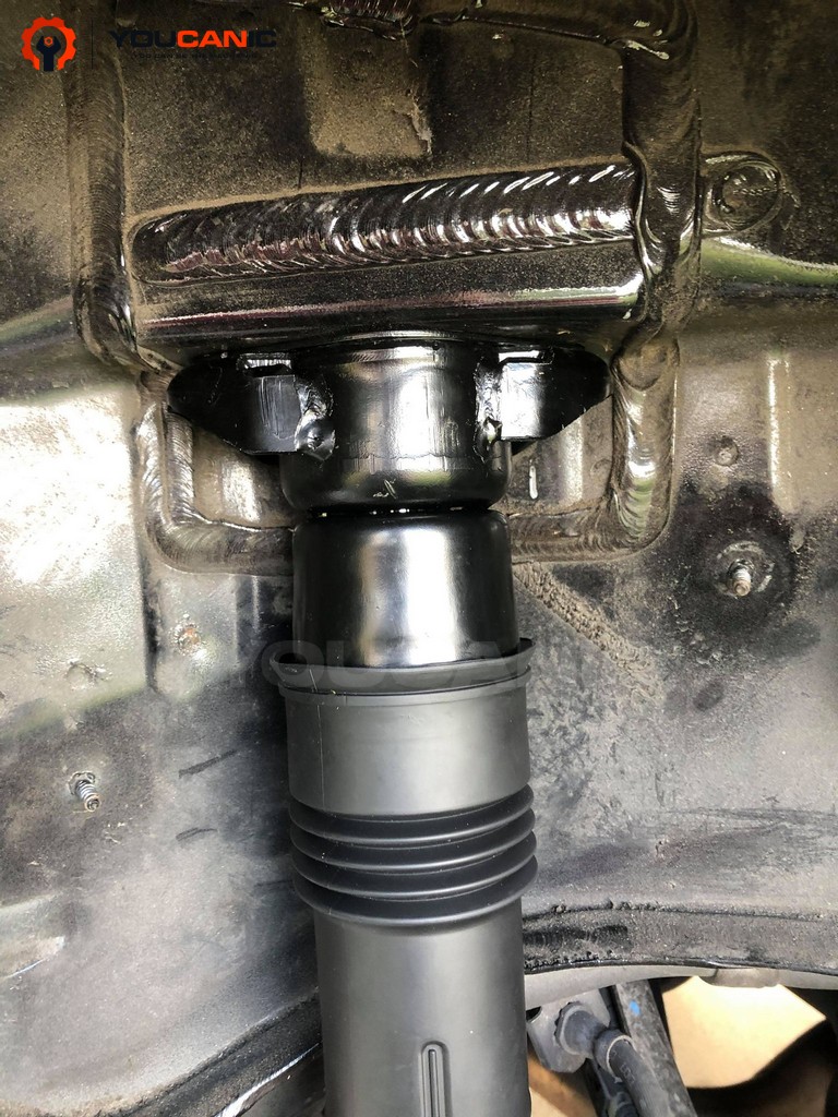 R-Class W251 Rear Shock Strut Replacement