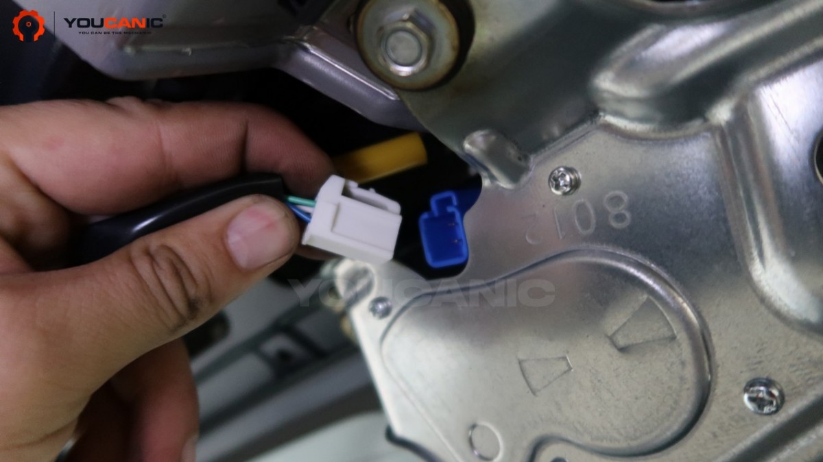 rear wiper connector mitsubishi