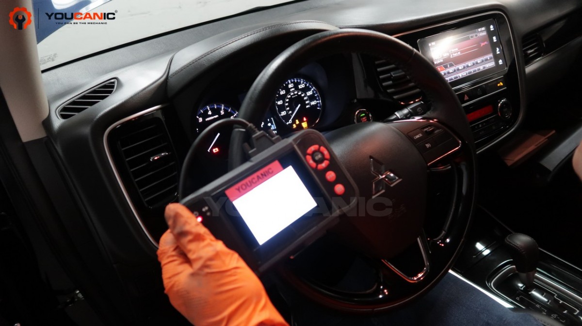 Mitsubishi FCM Service Required