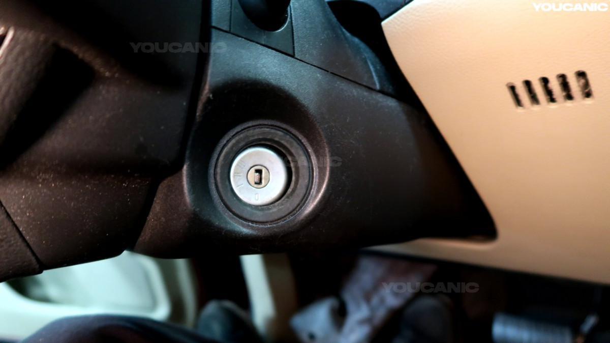 Ford Fusion Lug Nuts