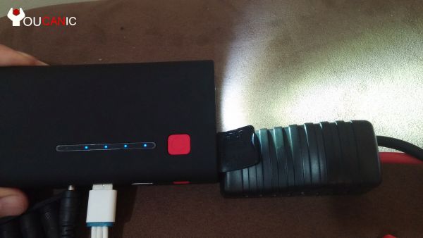 Gooloo jump starter review flashlight