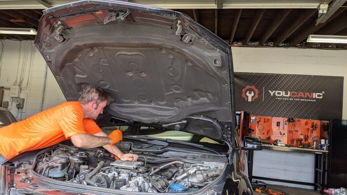 YOUCANIC GARAGE