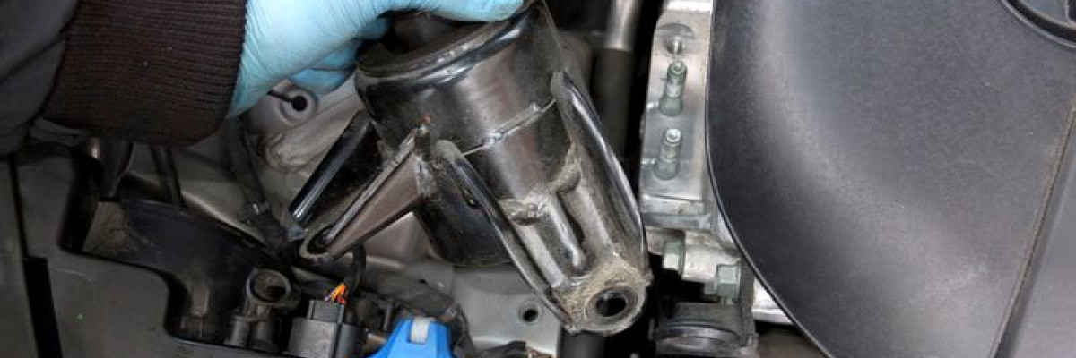 Signs of Bad Engine Mount on a Car | (Motor Mount)