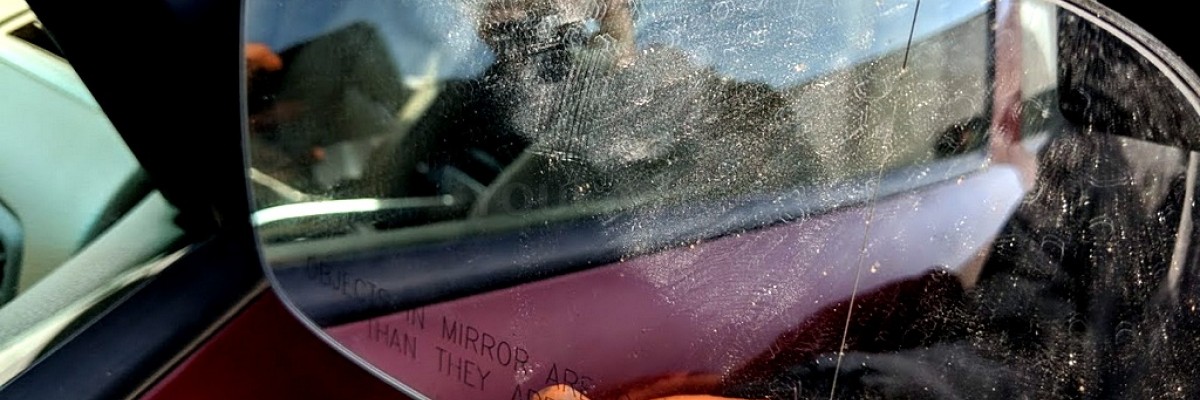 Volvo Mirror Glass Replacement Guide