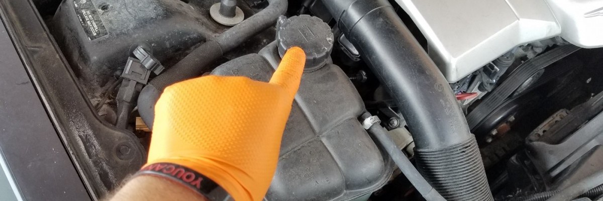 How to Add Antifreeze / Check Coolant Level on Chrysler Crossfire