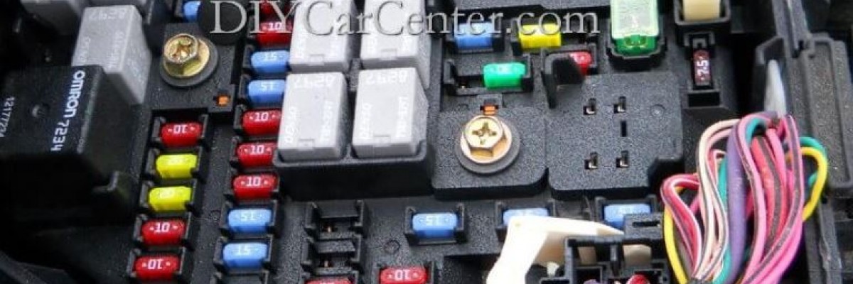 2003-2007 Cadillac CTS Fuse Box Location Chart