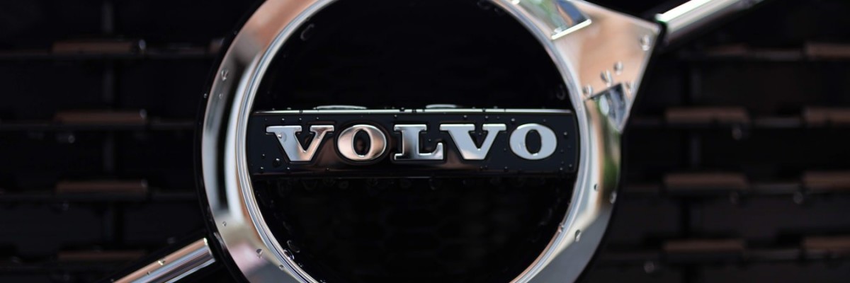 Volvo Headlight Light Bulb Size All Models