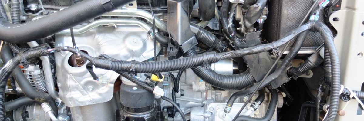 Check Engine Oil Level, Add Oil Nissan Quest 2011-2017