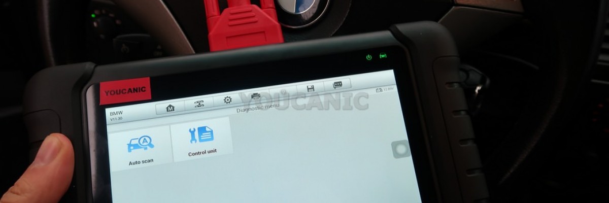 BMW ULF Universal Charging and Handfree Module