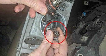 Why Headlight is Not Working - Bulb OK