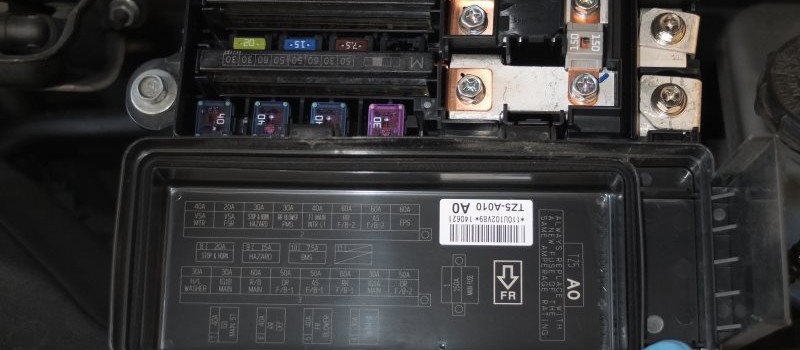How to Check Car Fuses