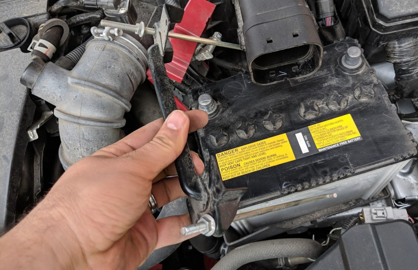 How to Change the Battery on a Mitsubishi