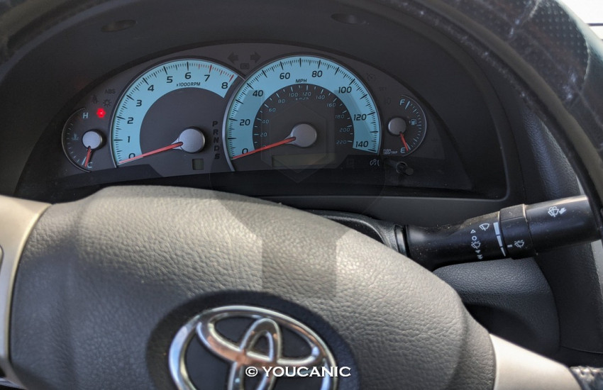How to Unlock Toyota with Dead Battery