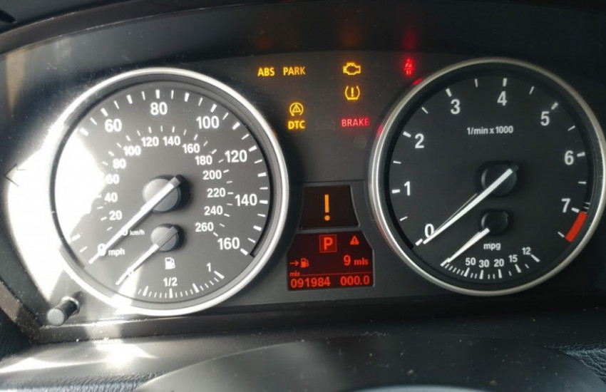 How to Turn ON BMW Ignition | Dash Lights Without starting engine