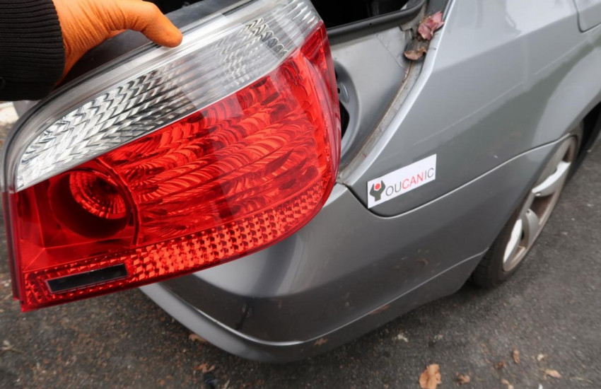 BMW 5-Series E60 Tail Light Replacement