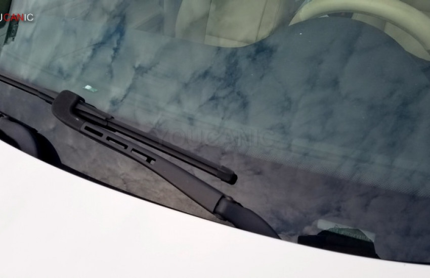 2004-2013 BMW 3-Series Wiper Blades Replacement