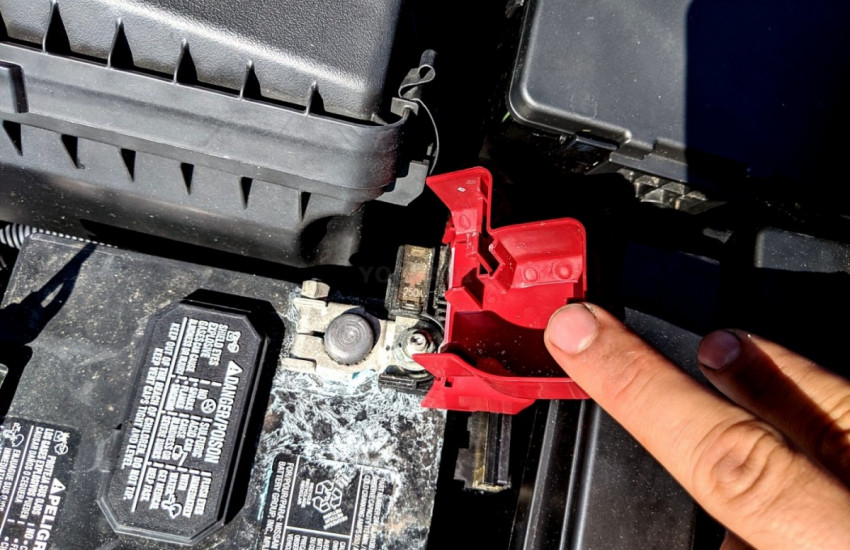 How to Jump Start a Nissan With Dead Battery