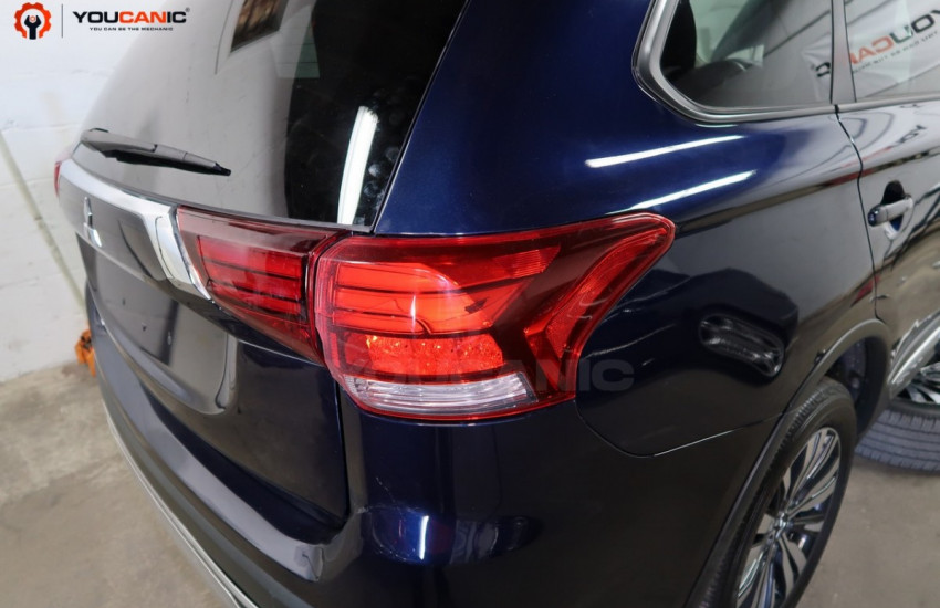 Mitsubishi Trunk Liftgate Won't Stay Up