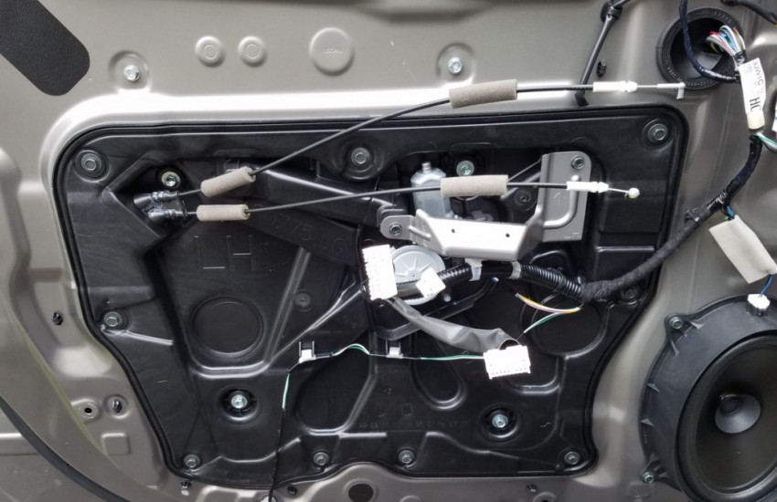 How to Remove Nissan Door Panel
