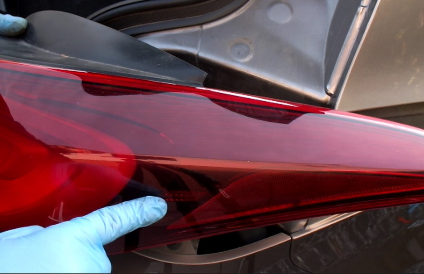 Hyundai Elantra Marker Light Bulb Replacement Guide