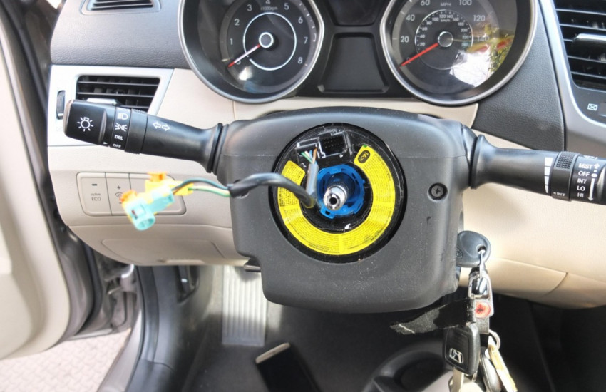 How to Replace Clock Spring on Hyundai Vehicles