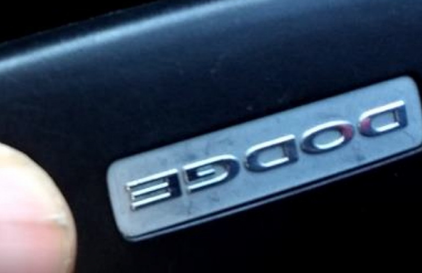 Dodge Key Fob Battery Replacement Instructions