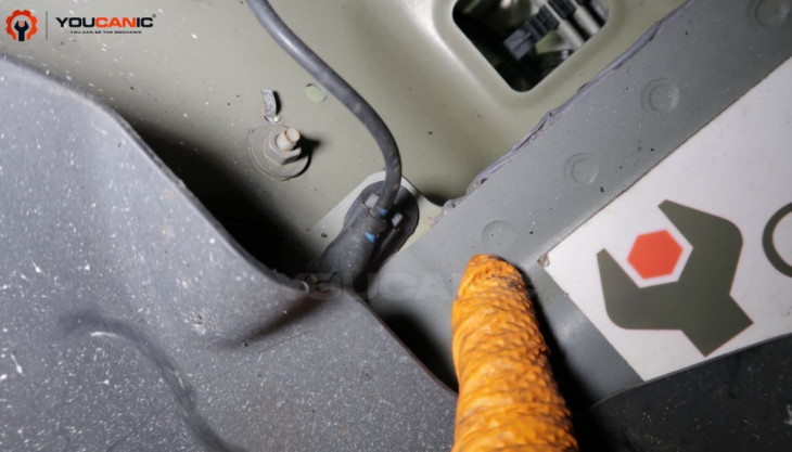 Tesla ABS Wheel Speed Sensor Replacement