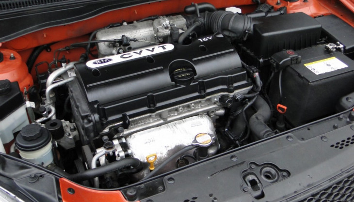 How to Change Engine Oil on Kia 4 Cylinder Engine