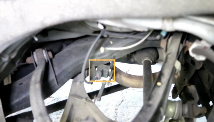 Mercedes Benz GL-Class R-class Air Ride Hight Level Sensor Replacement