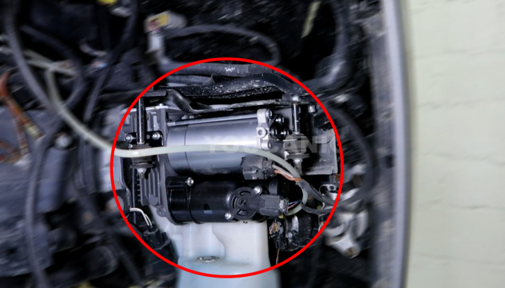 The Air Suspension Compressor of the Mercedes Benz R-Class.