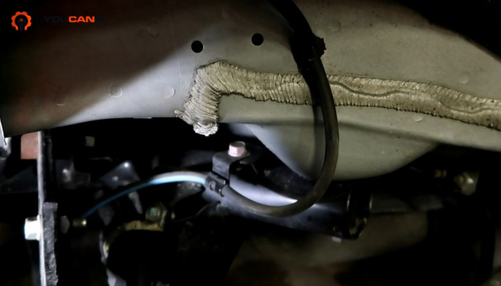Replacing the Wheel Speed Sensor of the Mitsubishi Outlander.