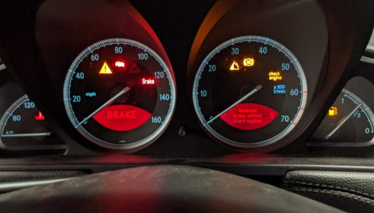 Mercedes-Benz "Reduced braking power, start engine" warning