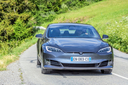 Tesla VIN Decoder