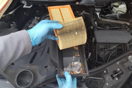 Mercedes-Benz Engine Change Engine Air Filter Replacement DIY