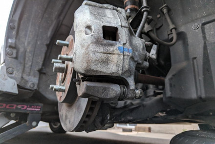 Mitsubishi Lancer Change Front Brake Pads