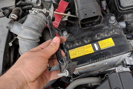 Mitsubishi Replace Car Battery
