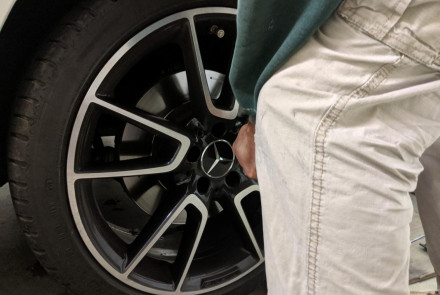 Mercedes-Benz Wheel Cap Emblem Replacement