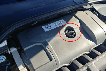 Volvo Engine Oil Change DIY