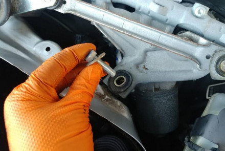 Mercedes Wiper Motor Replacement Instructions