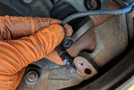 Mitsubishi ABS Wheel Speed Sensor Replacement
