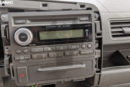 Honda Ridgeline Radio Replacement