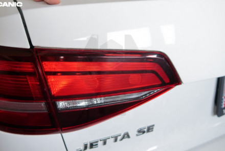 VW Jetta Trunk Tail Light Replacement