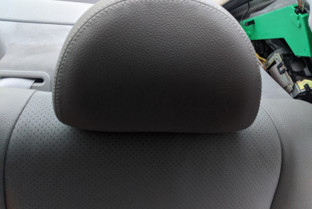 Mercedes-Benz Rear Headrest Removal