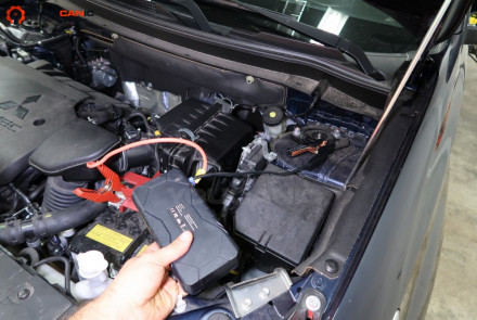 Jump-Start Mitsubishi with Dead Battery